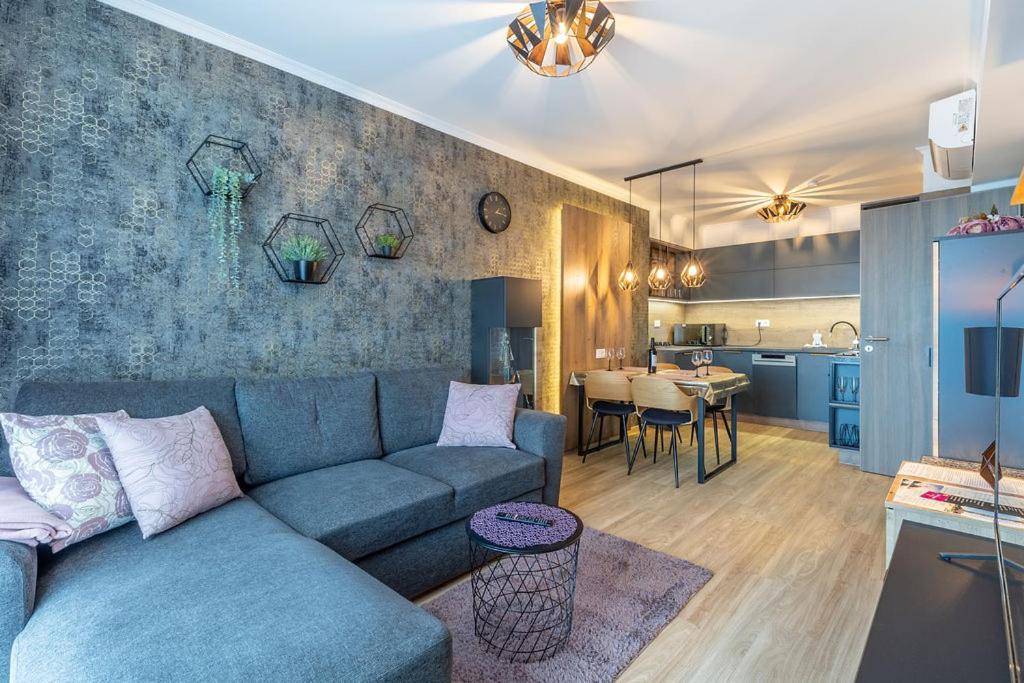 Gold Mandala Apartman Siofok By Bltn Exterior foto
